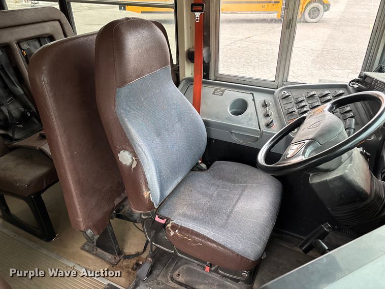 image for item NM9878 2014 Ic Bus PB105 school bus
