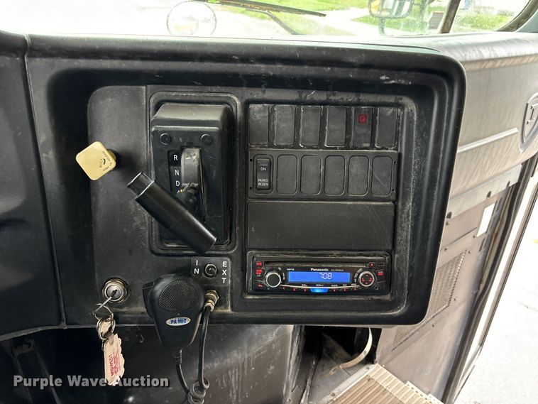 image for item NM9878 2014 Ic Bus PB105 school bus