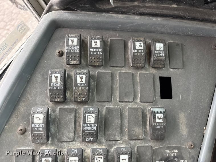 image for item NM9878 2014 Ic Bus PB105 school bus