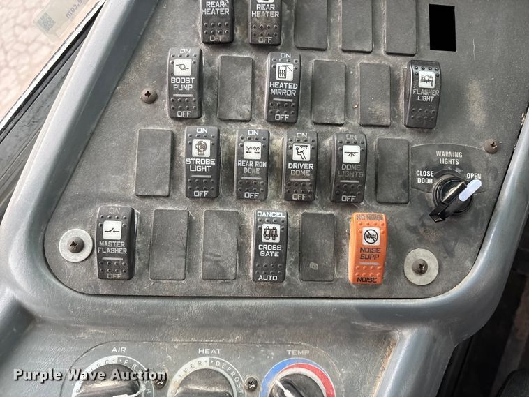image for item NM9878 2014 Ic Bus PB105 school bus