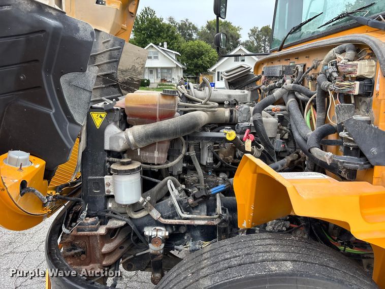 image for item NM9878 2014 Ic Bus PB105 school bus