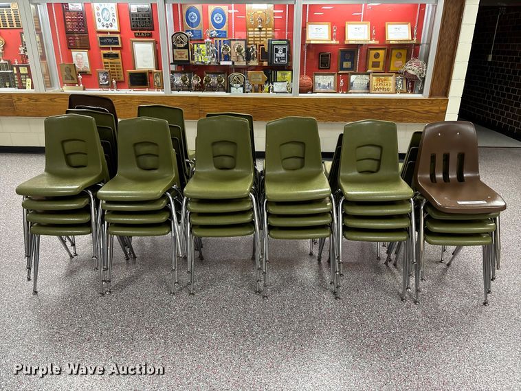 image for item NM9885 (46) chairs