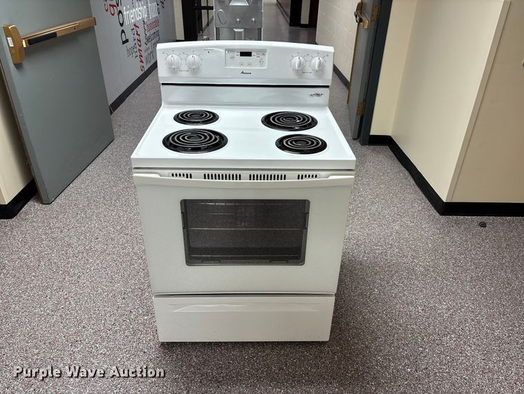 image for item NM9888 Amana ACR4303MEW0 stove