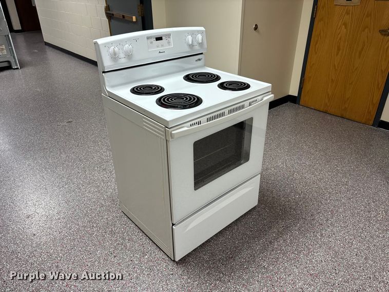 image for item NM9888 Amana ACR4303MEW0 stove