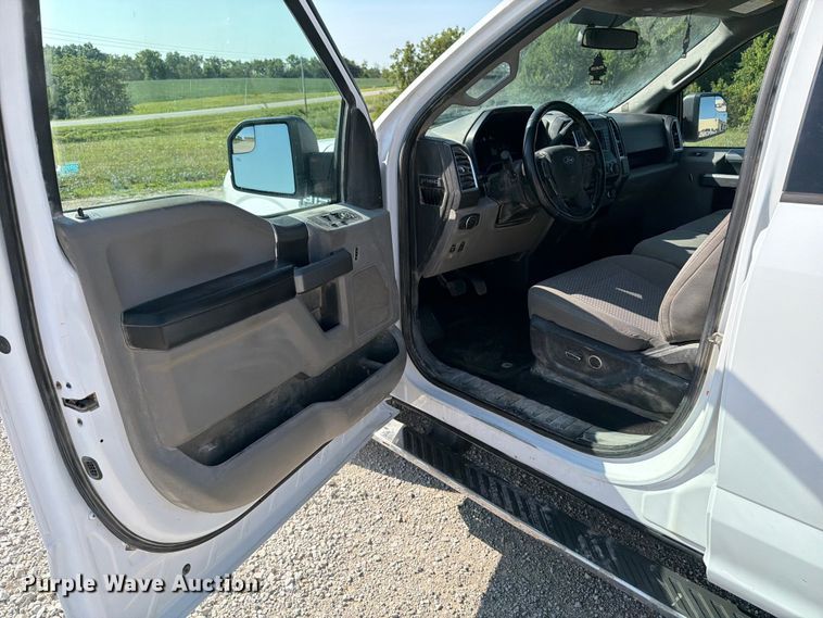 image for item OE9651 2016 Ford F-150 Crew Cab pickup truck
