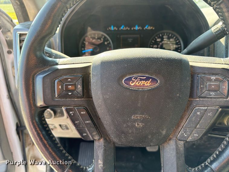 image for item OE9651 2016 Ford F-150 Crew Cab pickup truck