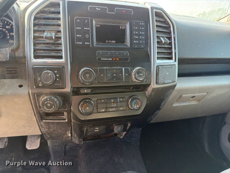image for item OE9651 2016 Ford F-150 Crew Cab pickup truck