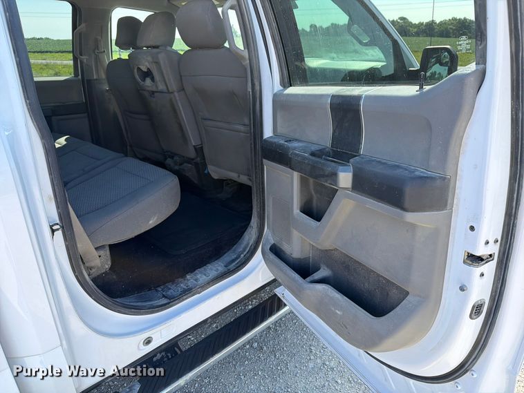 image for item OE9651 2016 Ford F-150 Crew Cab pickup truck
