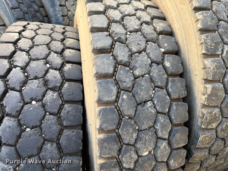 image for item OE9653 Truck tires