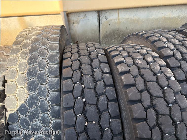 image for item OE9653 Truck tires