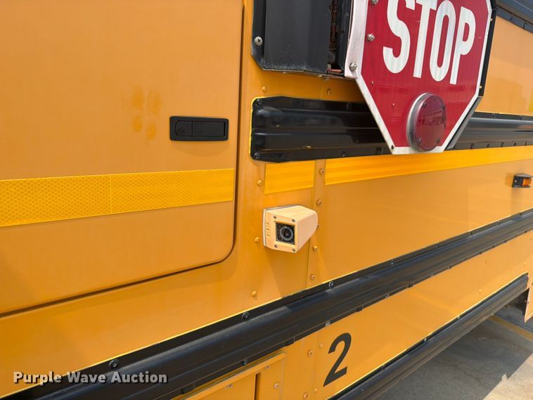 image for item OE9665 2013 Ic Bus PB105 school bus