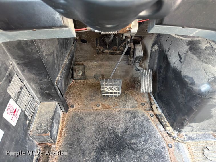 image for item OE9665 2013 Ic Bus PB105 school bus