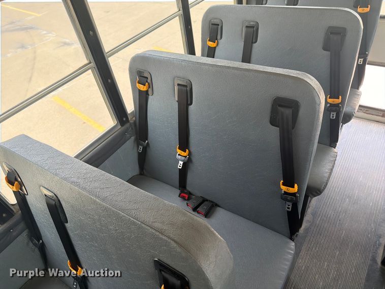 image for item OE9665 2013 Ic Bus PB105 school bus