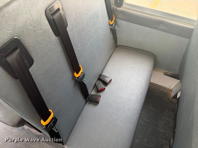 image for item OE9665 2013 Ic Bus PB105 school bus