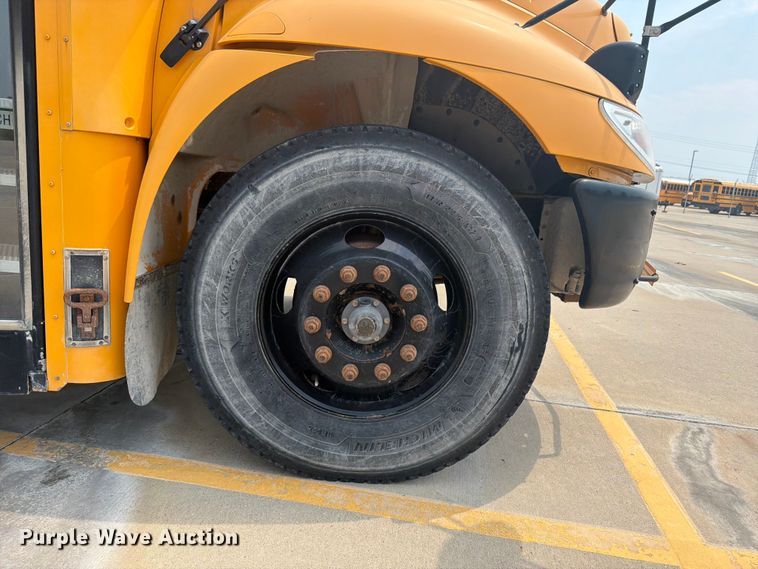 image for item OE9665 2013 Ic Bus PB105 school bus