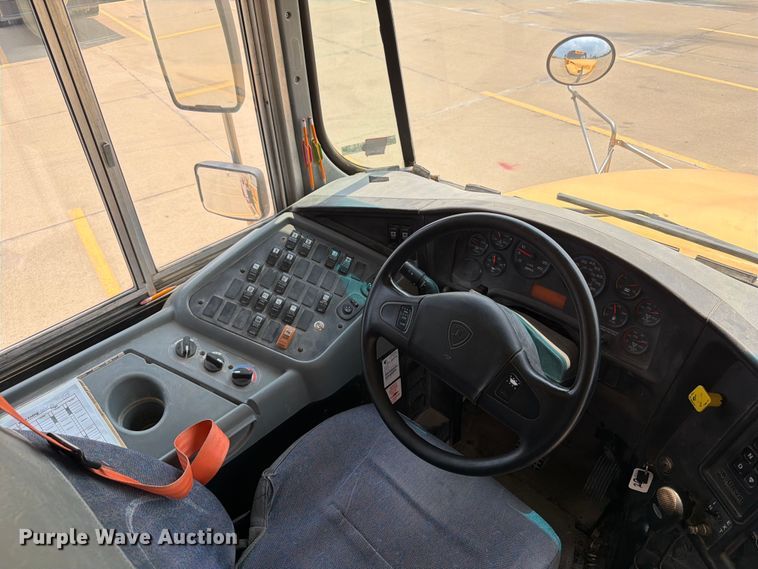 image for item OE9666 2015 Ic Corporation PB105 school bus