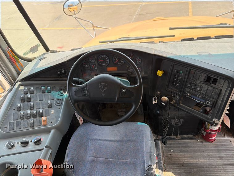 image for item OE9666 2015 Ic Corporation PB105 school bus
