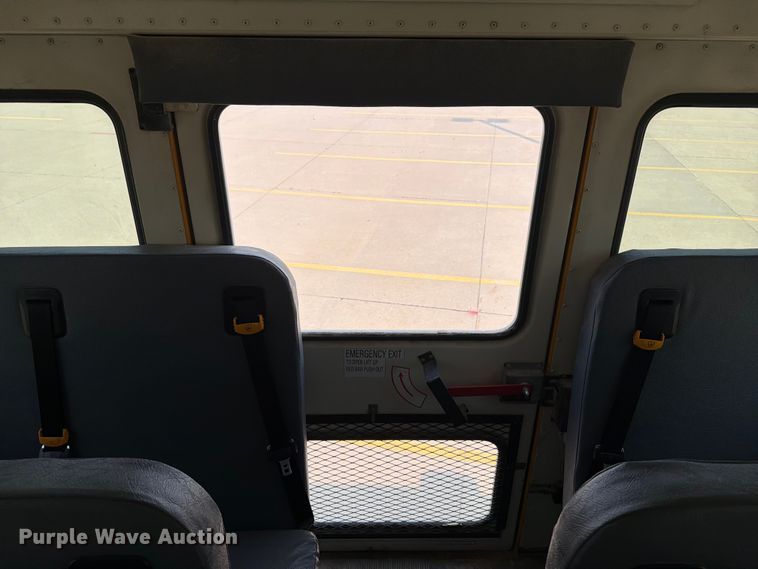 image for item OE9666 2015 Ic Corporation PB105 school bus