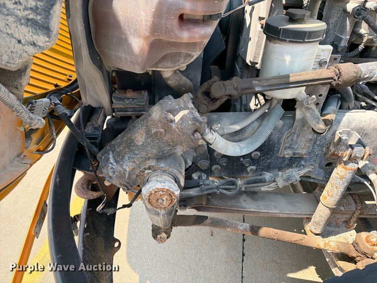 image for item OE9666 2015 Ic Corporation PB105 school bus