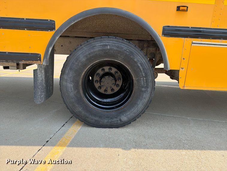 image for item OE9666 2015 Ic Corporation PB105 school bus