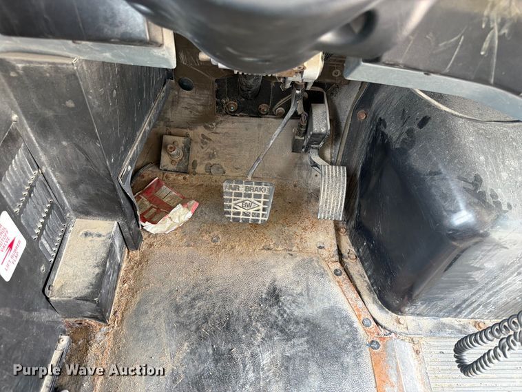 image for item OE9667 2013 Ic Bus PB105 school bus