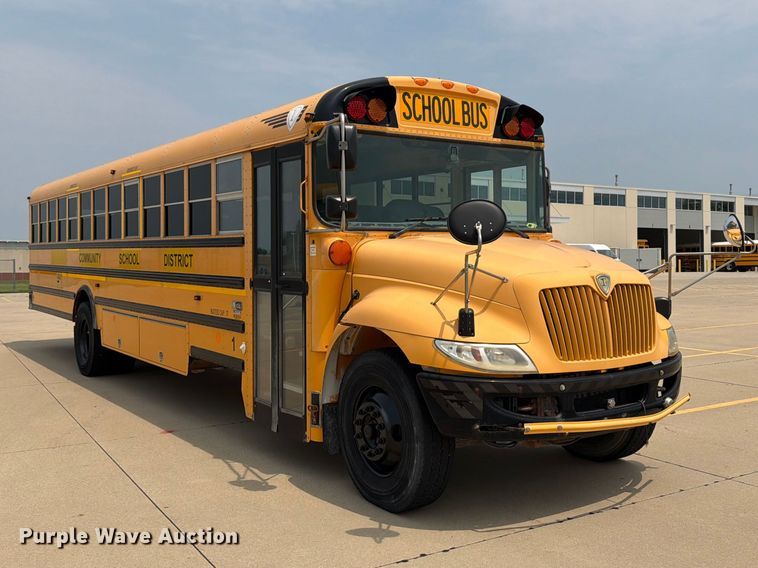 image for item OE9668 2013 Ic Corporation PB105 school bus