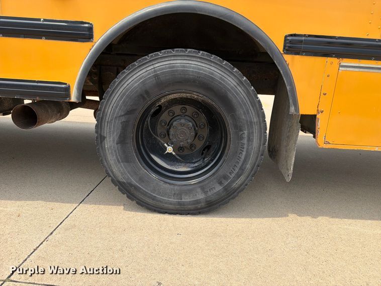 image for item OE9668 2013 Ic Corporation PB105 school bus