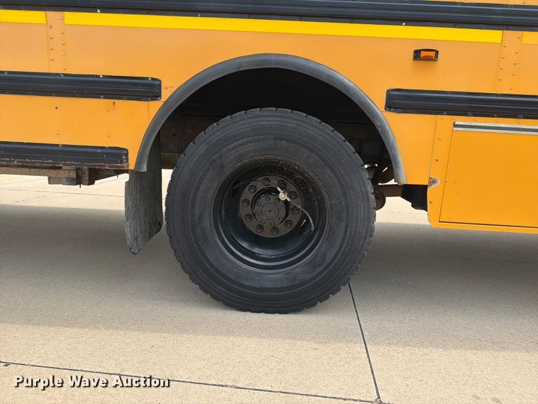 image for item OE9668 2013 Ic Corporation PB105 school bus