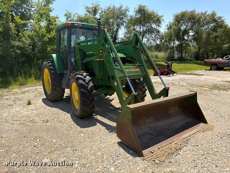 image for item DQ7962 John Deere 7410 MFWD tractor