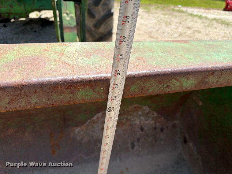 image for item DQ7962 John Deere 7410 MFWD tractor