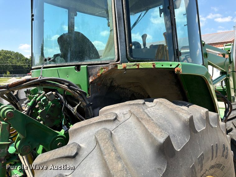 image for item DQ7962 John Deere 7410 MFWD tractor