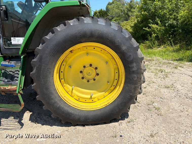 image for item DQ7962 John Deere 7410 MFWD tractor