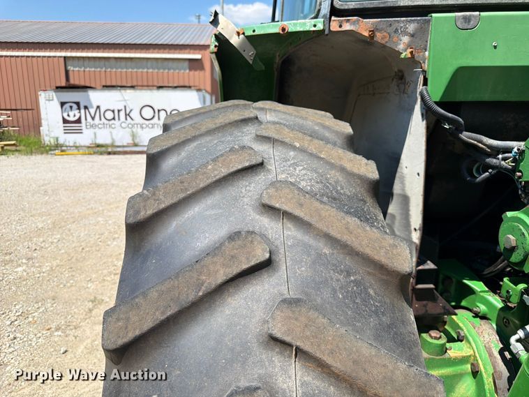 image for item DQ7962 John Deere 7410 MFWD tractor