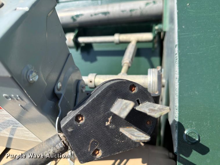 image for item DV8557 Sukup Manufacturing Company drive over pit auger