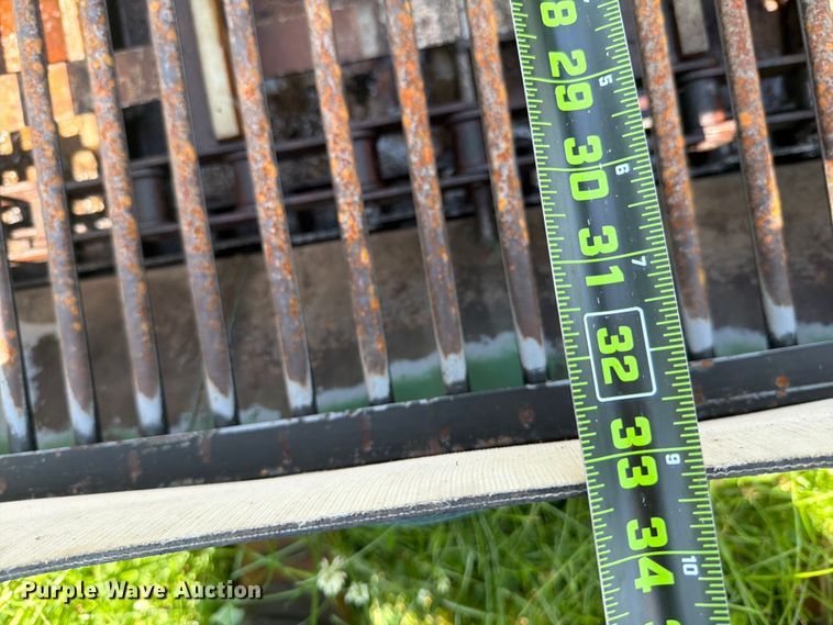 image for item DV8557 Sukup Manufacturing Company drive over pit auger
