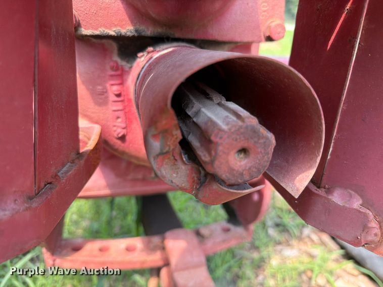 image for item DV8570 Farmall FC tractor