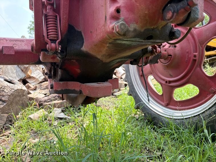 image for item DV8570 Farmall FC tractor