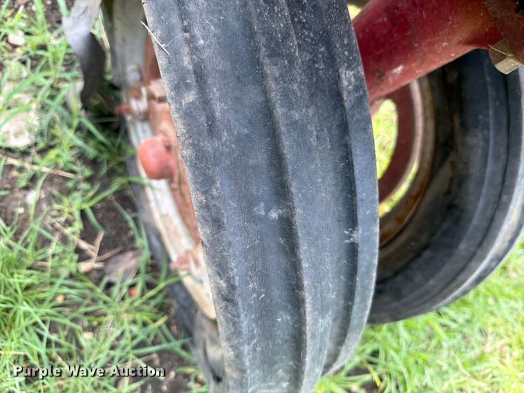 image for item DV8570 Farmall FC tractor