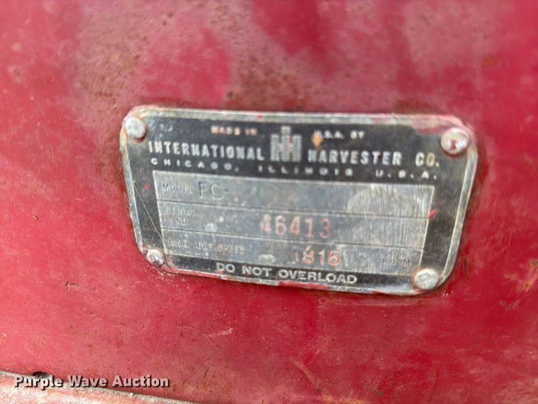 image for item DV8570 Farmall FC tractor