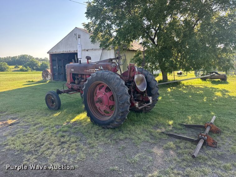 image for item DY3001 Farmall 400 tractor