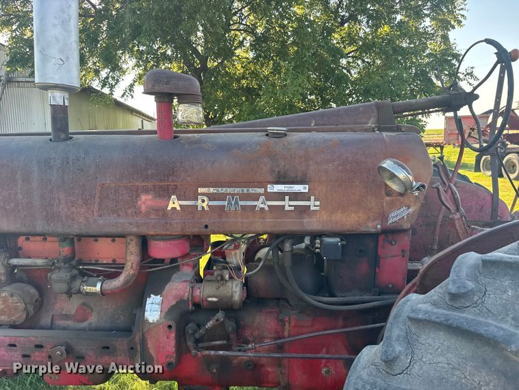 image for item DY3001 Farmall 400 tractor