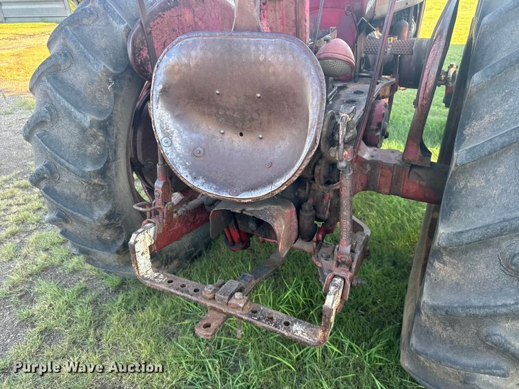 image for item DY3001 Farmall 400 tractor