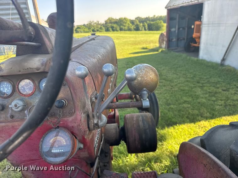 image for item DY3001 Farmall 400 tractor