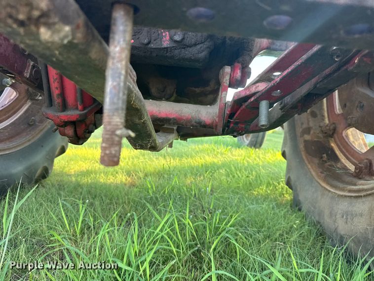 image for item DY3001 Farmall 400 tractor