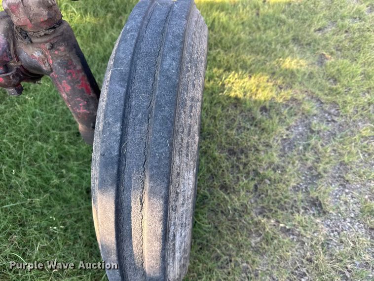 image for item DY3001 Farmall 400 tractor