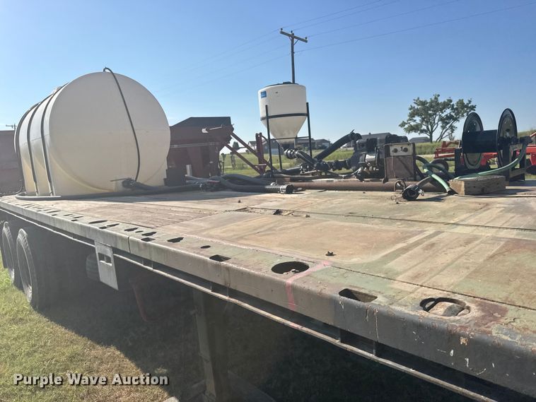 image for item DY3002 1986 Dyna M871A flatbed trailer