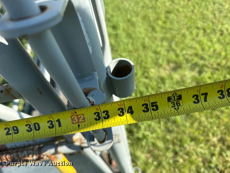 image for item DY3003 Person G909 livestock chute