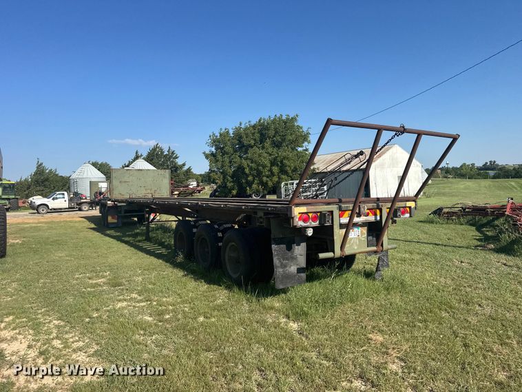 image for item DY3005 1981 USARM hay trailer