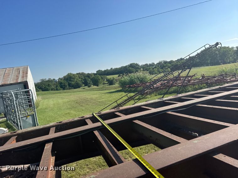 image for item DY3005 1981 USARM hay trailer