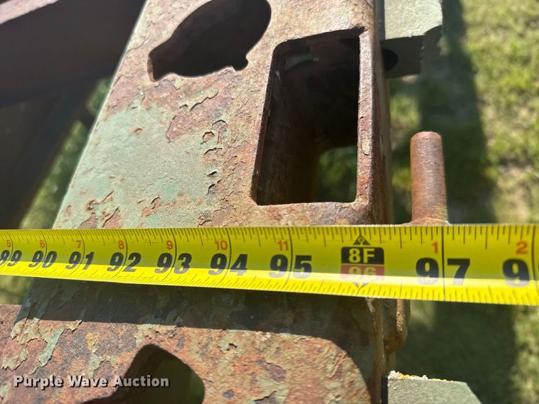 image for item DY3005 1981 USARM hay trailer